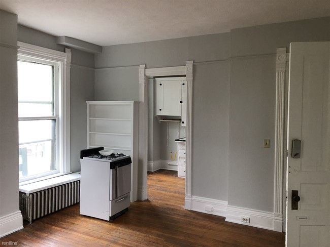 Foto del edificio - Studio, 1 bath  - 121 Madison Ave SE Apt 9