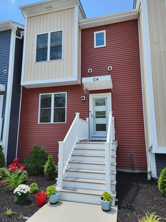 680 Temple St, Whitman, MA 02382 Townhome Rentals in Whitman MA