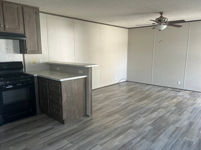 Foto del edificio - 7519 Dorr St