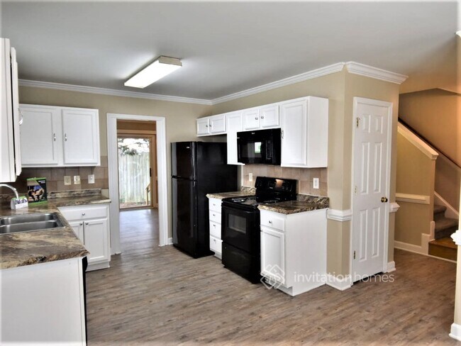 Foto del edificio - 4516 Archibald Way