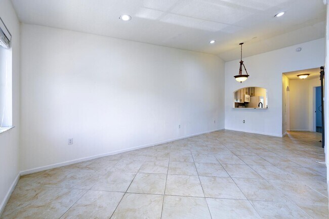 Foto del edificio - 3478 Briar Bay Blvd