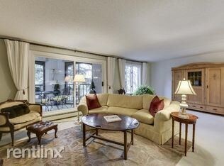 Foto del edificio - 5501 Dewey Hill Rd