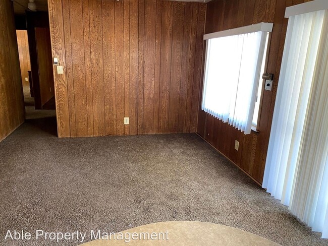 Building Photo - 449 Nellie Dent Dr