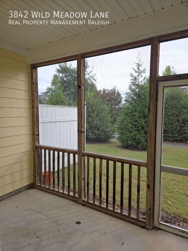 Foto del edificio - 3842 Wild Meadow Ln