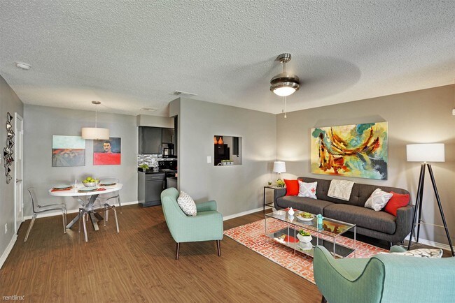 Building Photo - 2 br, 2 bath  - 8820 Cinnamon Creek Dr