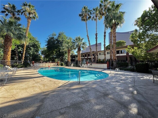 Building Photo - 350 E Desert Inn Rd
