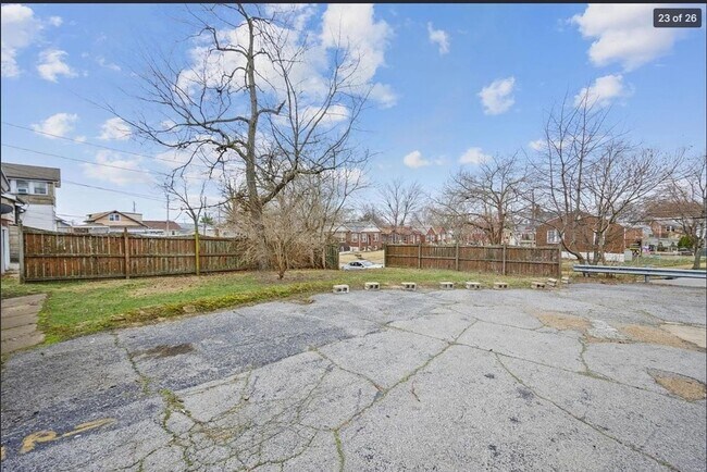 Foto del edificio - 2835 Hampton Ave