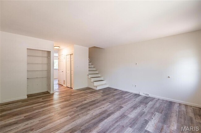 Foto del edificio - 3025 Pembroke Ln