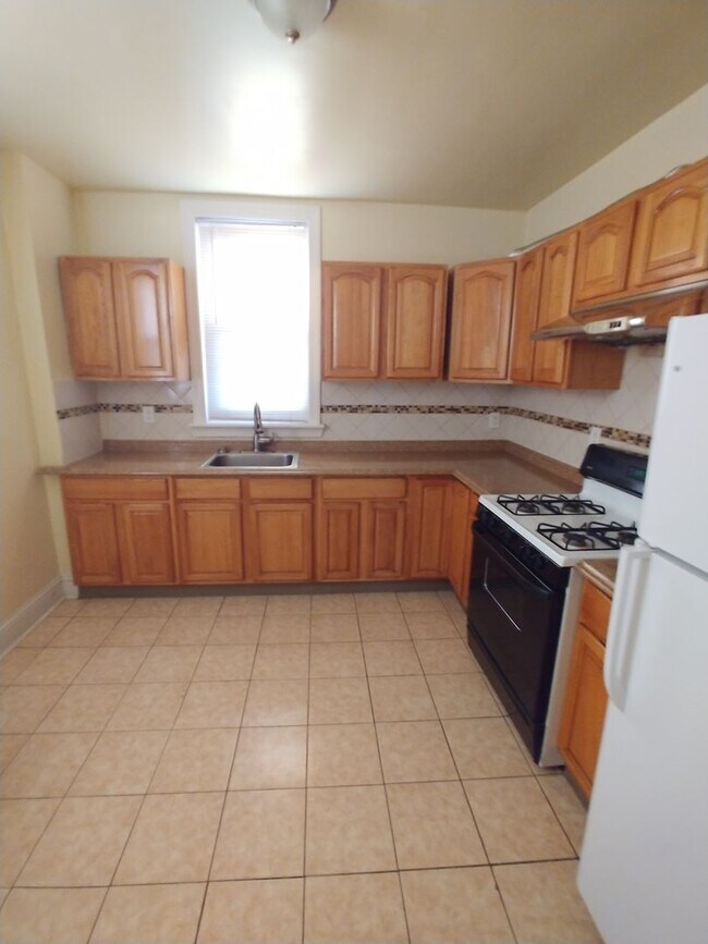 Foto del edificio - Modern & Comfortable Lawncrest home-North ...