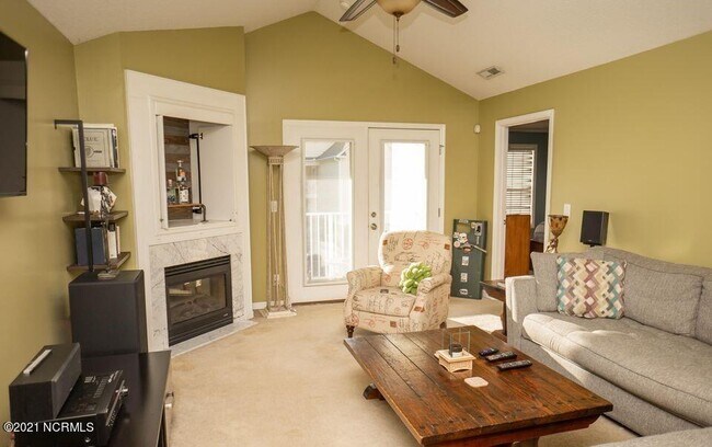 Foto del edificio - 5002 Hunters Trail