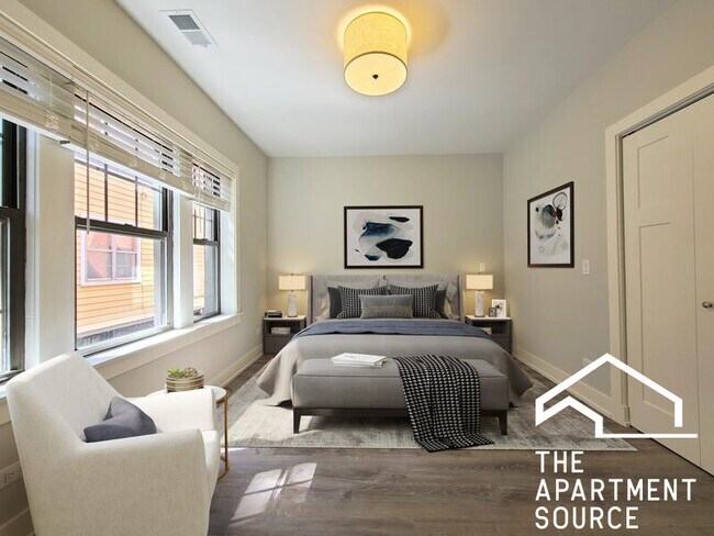 Foto del edificio - 1149 Maple Ave