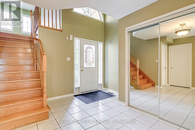 Building Photo - 3857 Ridgepoint Way