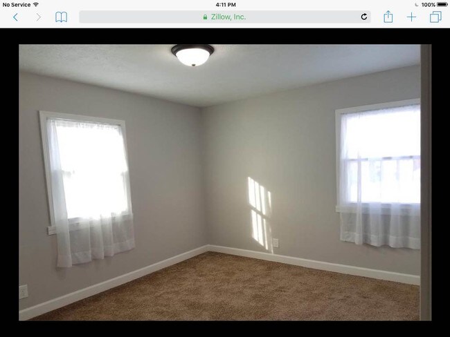 Building Photo - 1811 Sauber Ave