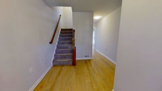Building Photo - End Unit Townhome