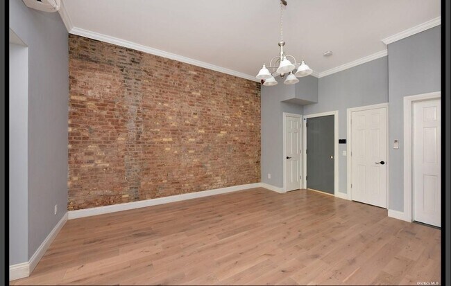 Foto del edificio - 1598 Lexington Ave