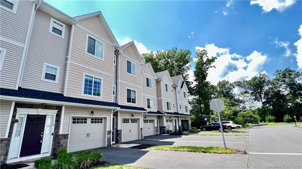 Foto principal - 116 Pepin Pl