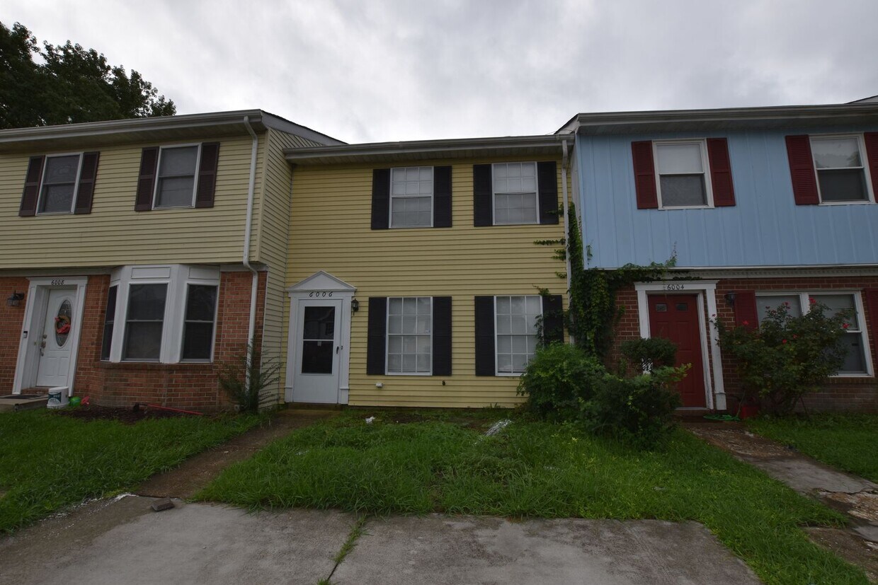 Primary Photo - 2 Bedroom Virginia Beach Townhome