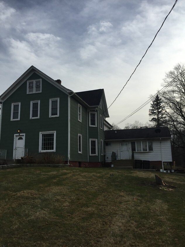 Primary Photo - 39 Sherman Ave