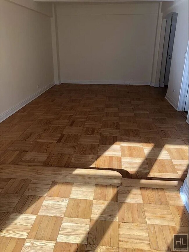 Foto del edificio - EAST 56 STREET