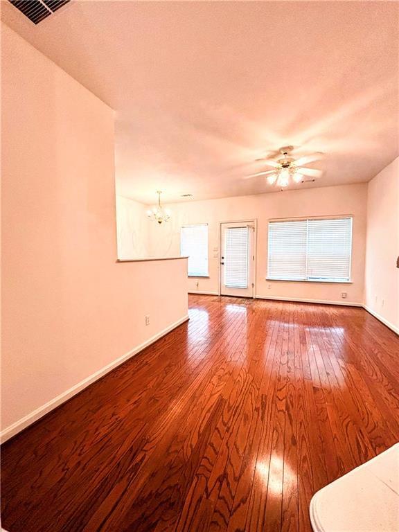 Foto del edificio - 283 Brookview Dr