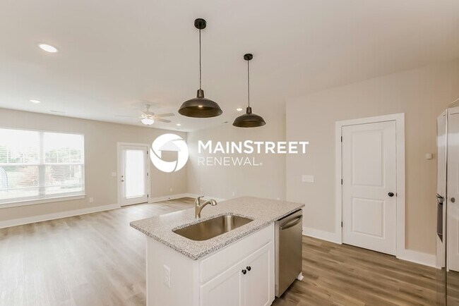 Foto del edificio - 3 Bedroom Pet-Friendly Home in Gallatin, TN with Main Street Renewal