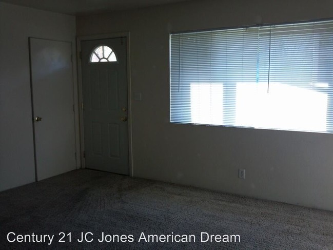 Foto del edificio - 705-705 NW 2nd St