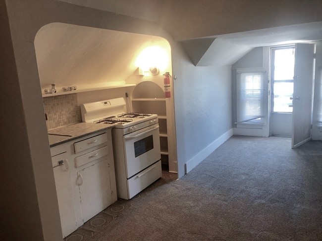 Building Photo - Quirky One Bedroom in Dundee