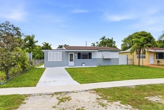 Building Photo - 6273 SW 25th St