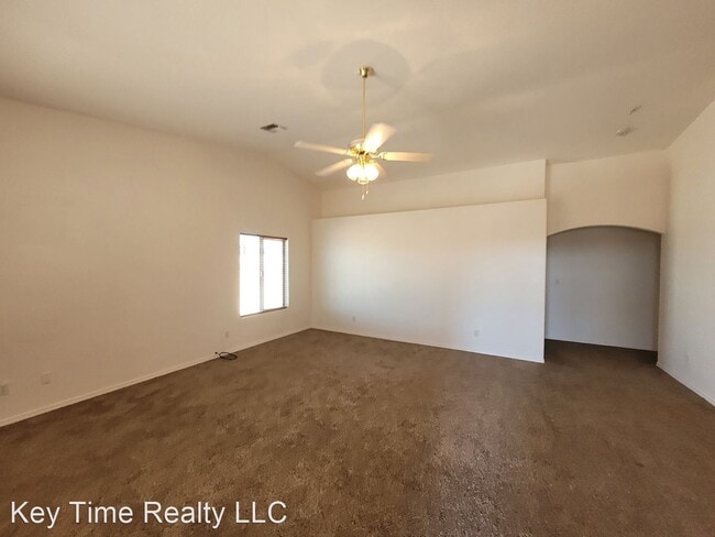 Building Photo - 2 br, 2.5 bath House - 2585 Corona Redonda
