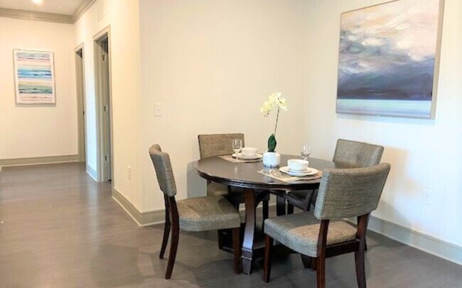 Foto del edificio - 6405 Rex Ln