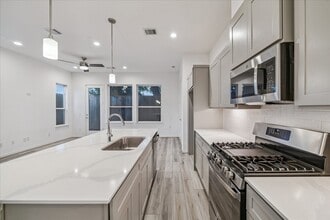 Building Photo - 1524 Ojeman Rd