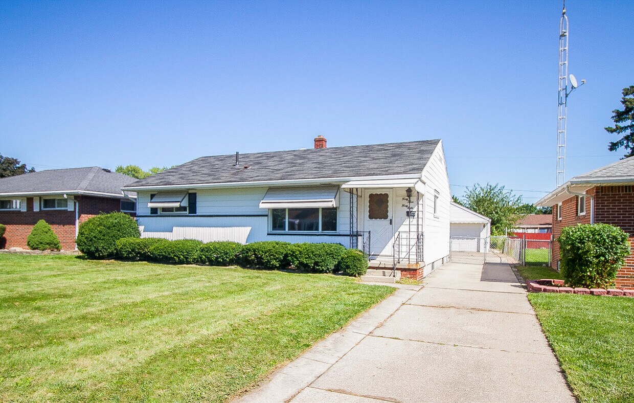 4348 288th St, Toledo, OH 43611 House Rental in Toledo, OH