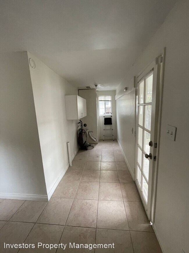 Foto del edificio - 3 br, 2 bath House - 1114 Loma Ave