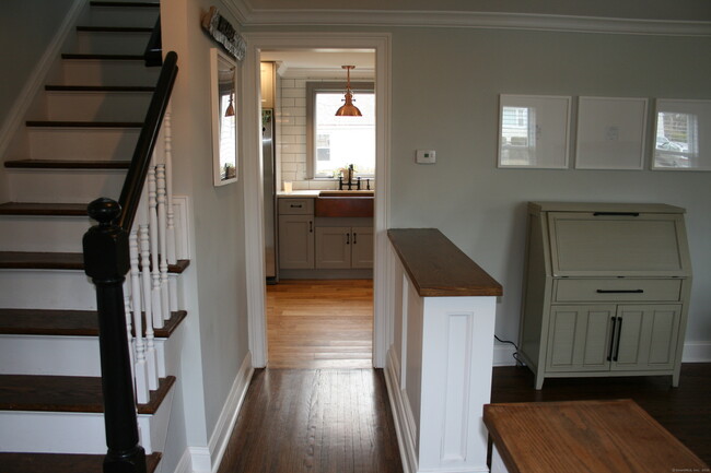 Building Photo - 185 Norman Cir