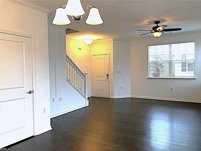 Foto del edificio - Spence Crossing