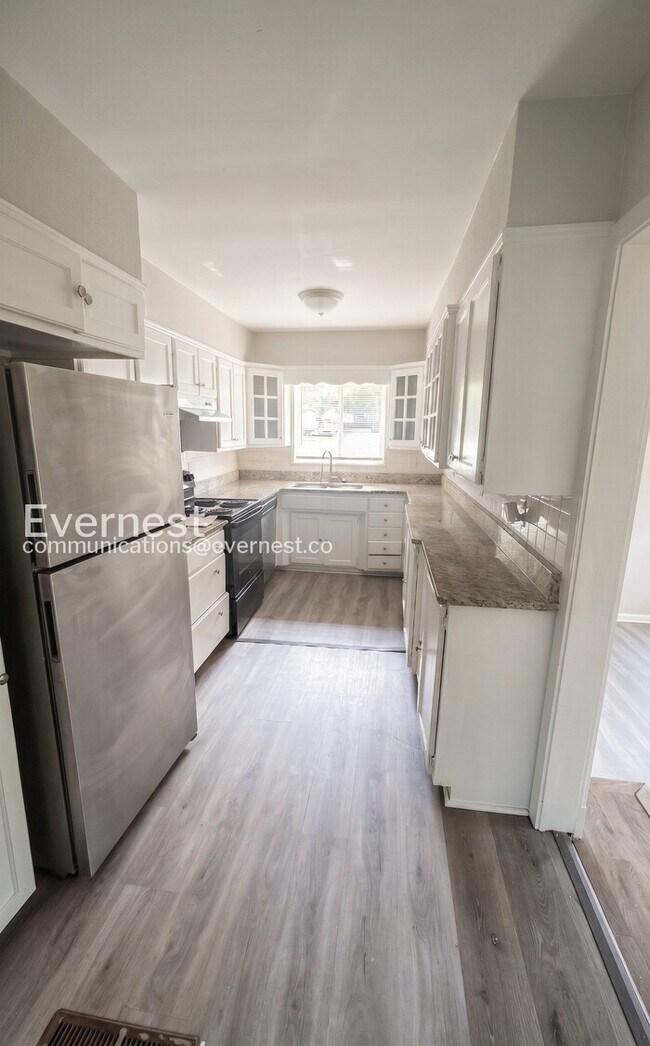 Foto del edificio - 1232 Oakwood St
