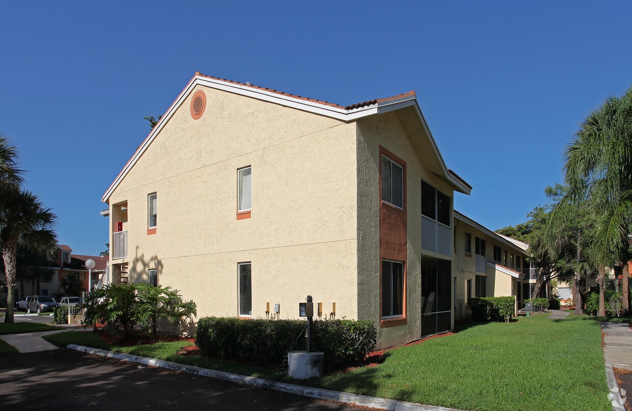 Napoli Gardens Apartments Coral Springs