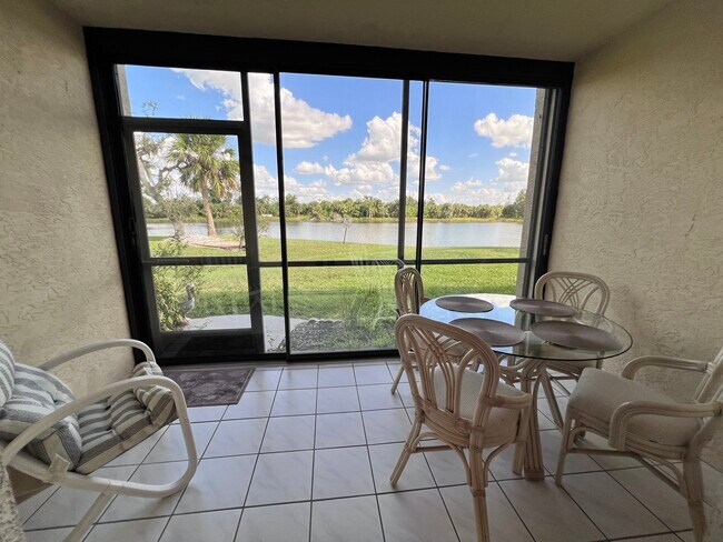 Foto del edificio - 4064 Oakview Dr