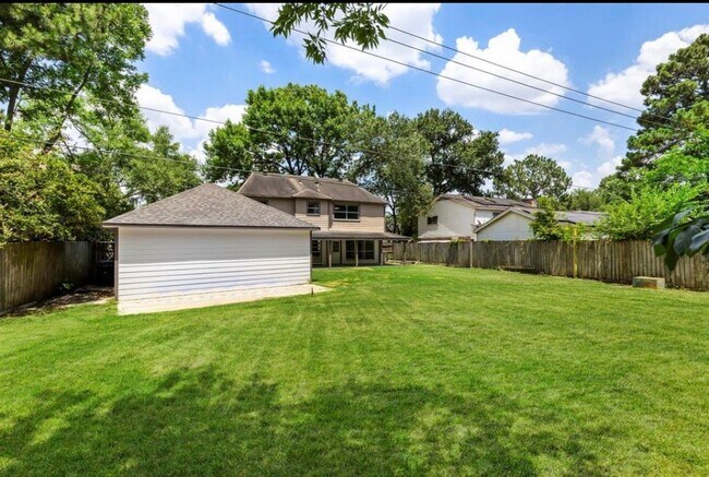 Foto del edificio - 17923 Tall Cypress Dr