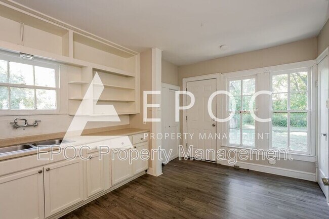 Foto del edificio - 3000 Morrow Ave