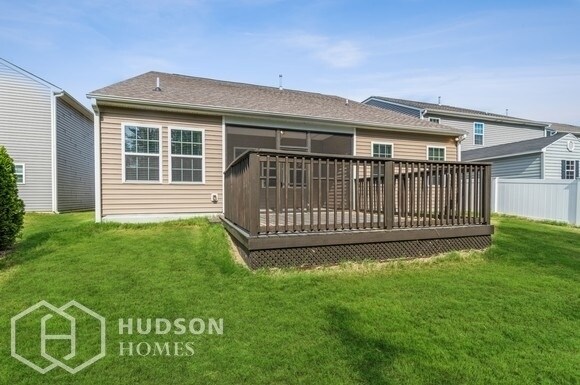 Foto del edificio - NOW AVAILABLE! - 160 S Great White Way, Cl...