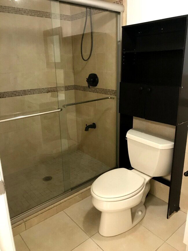 Bathroom - 12000 SW 93rd St