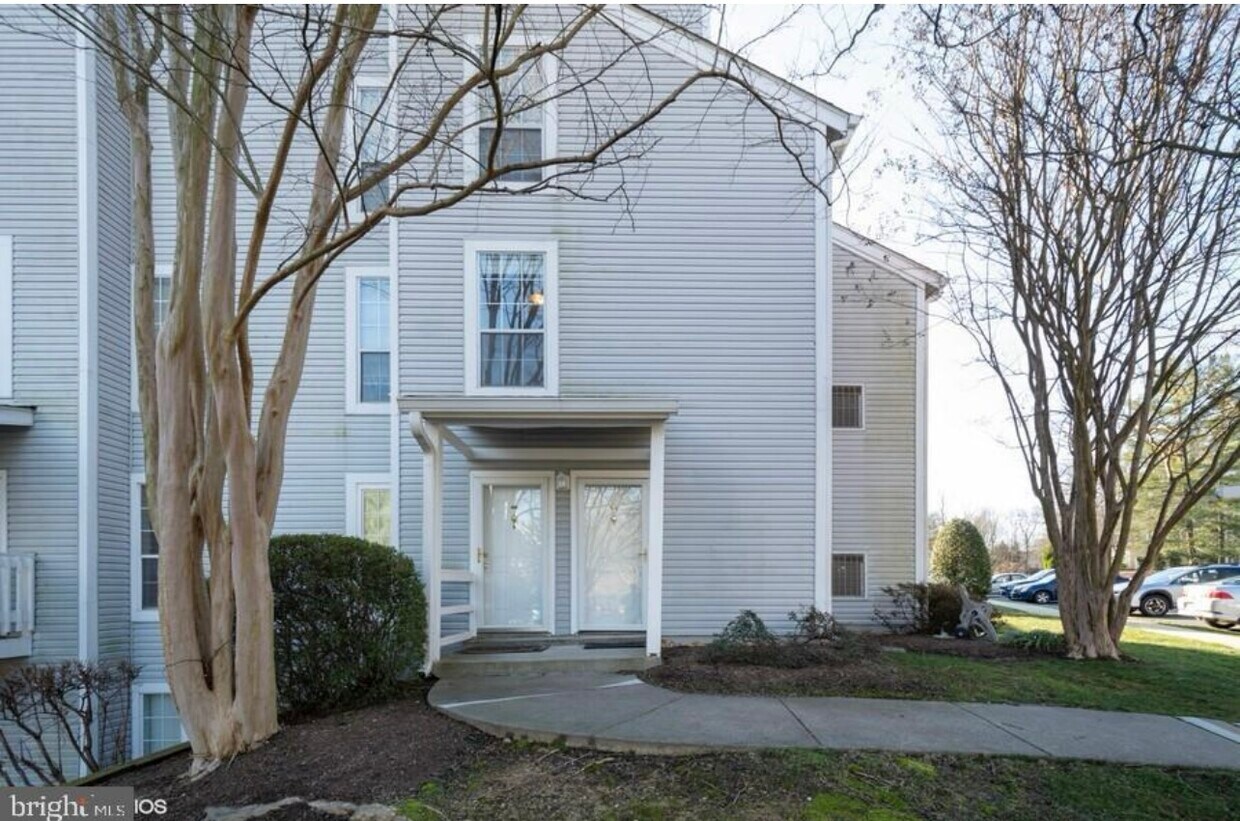 12000 Cardamom Dr Unit 12000, Woodbridge, VA 22192 Condo for Rent in