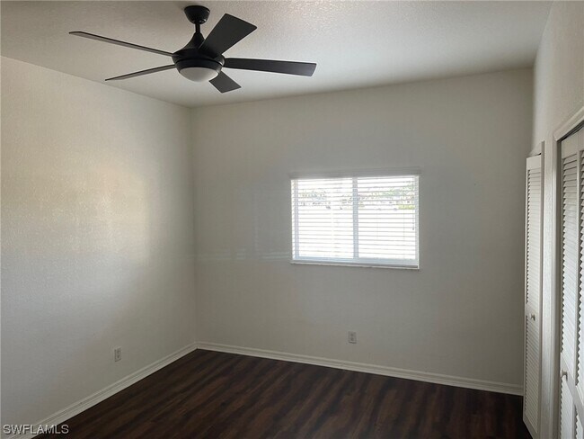 Foto del edificio - 1315 SW 47th Terrace