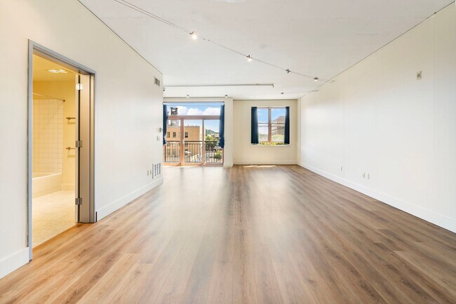 Foto del edificio - 411 NW Flanders St