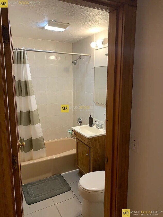 Foto principal - 39 E Springfield St