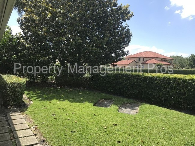 Foto del edificio - 7536 St Stephens Ct