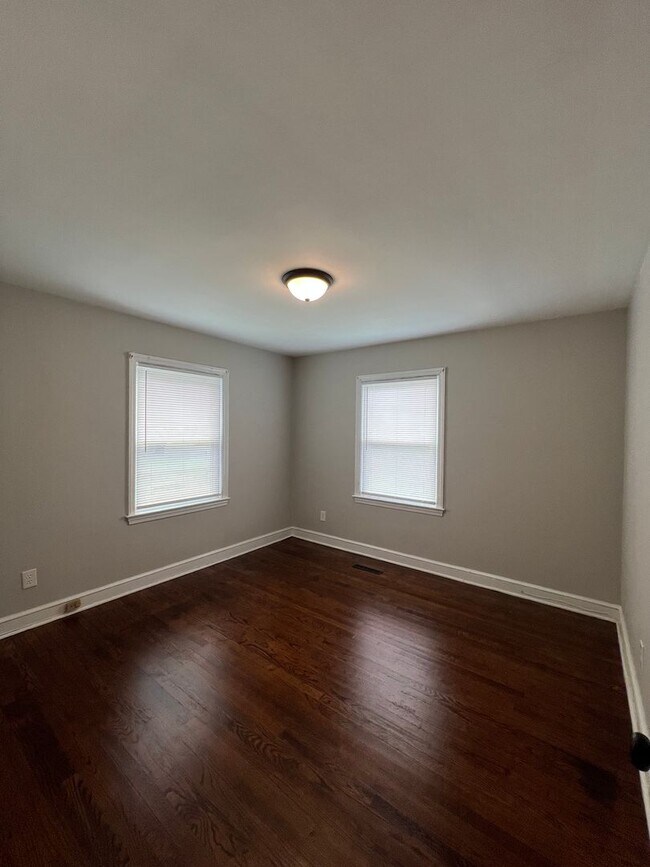 Foto del edificio - 3 BR | 1 BA Brick Home in Goldsboro - just...
