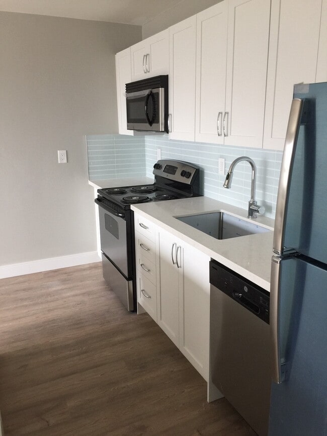 Building Photo - 24 2nd Street Apartments