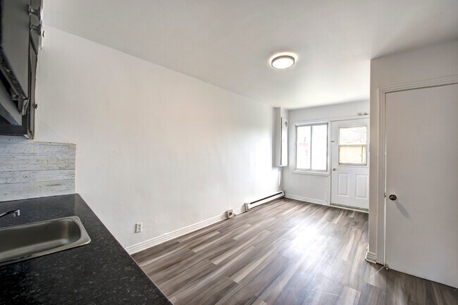 Photo du bâtiment - 9461 Rue de Martigny